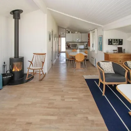Dom wakacyjny 3 Bedroom Gorgeous In Samso